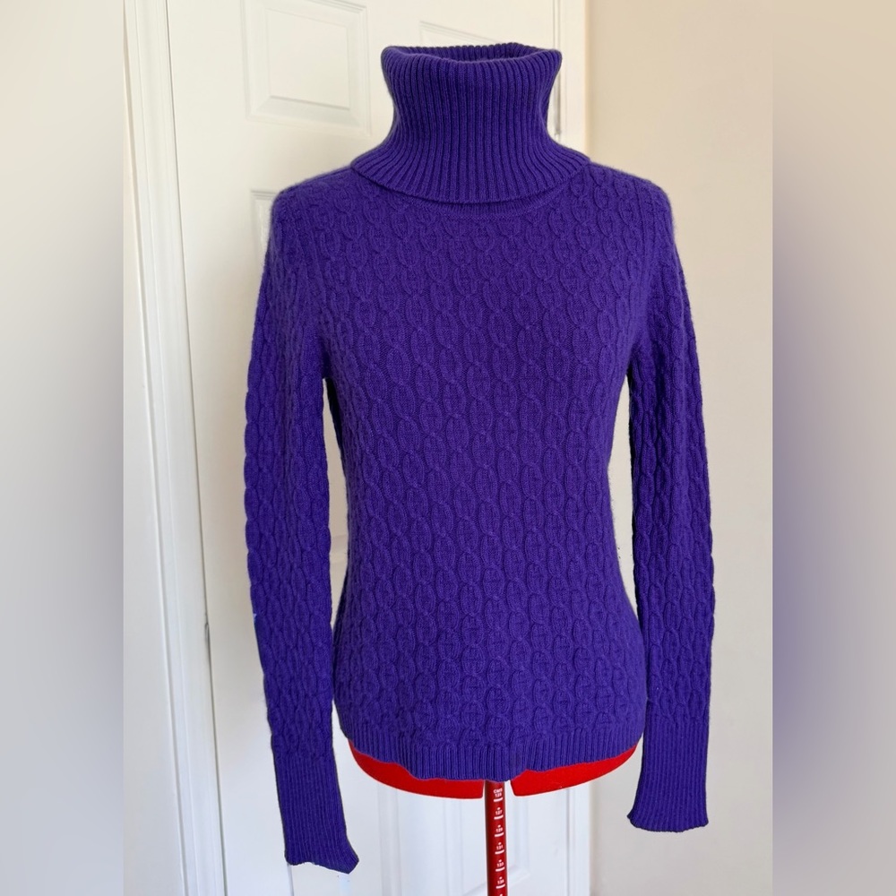 $204 DOEN Magaschoni 100% Cashmere Turtleneck Sweater Purple Pullover M-S